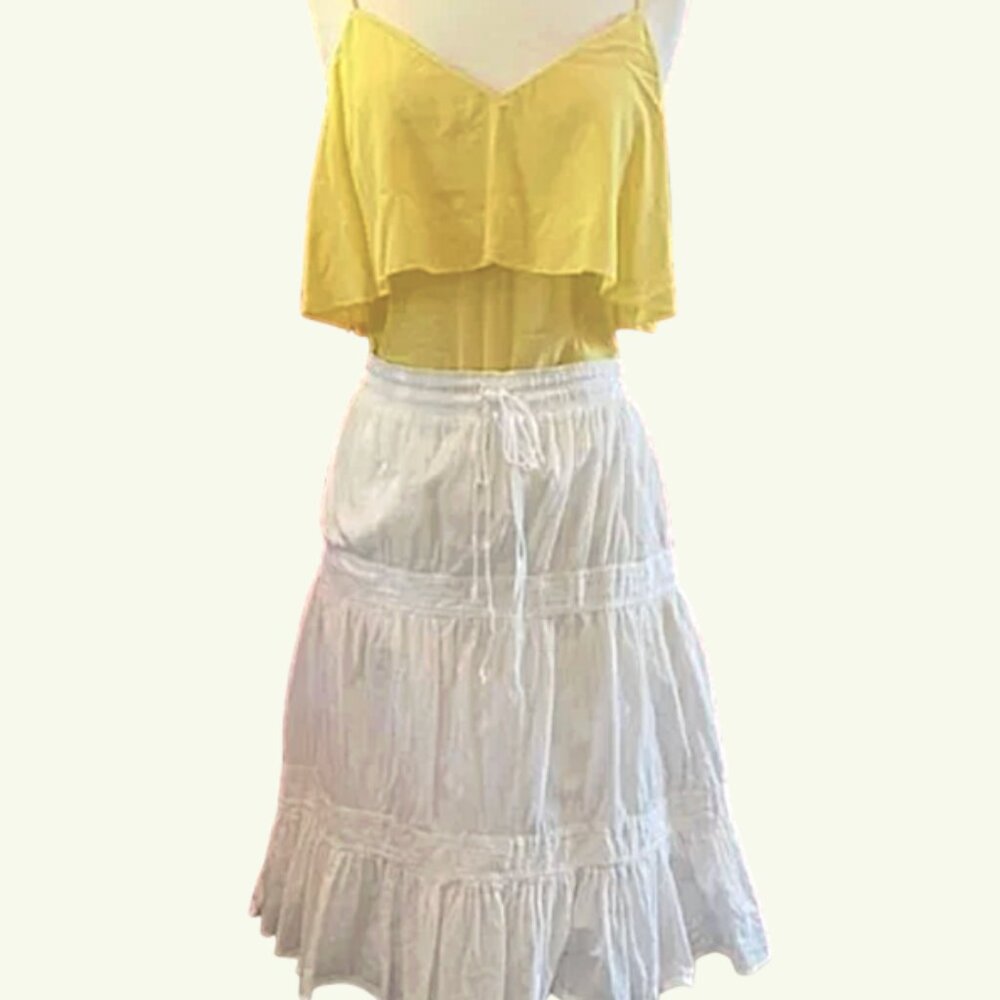 Theory White Skirt Lined  Size Small - Picture 6 of 9